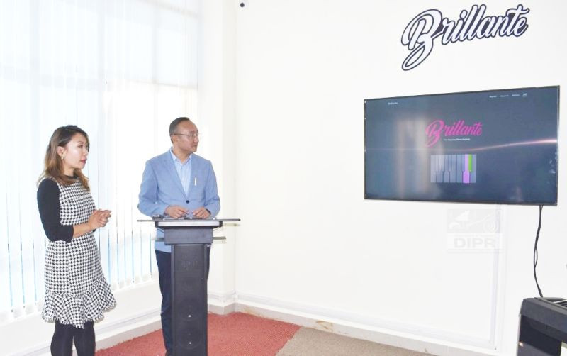 Advisor Mmhonlumo Kikon and Brillante, Director, Khyochano TCK Ngully during the launch of the website at the Directorate of IT&C, Kohima on November 29. (DIPR Photo)